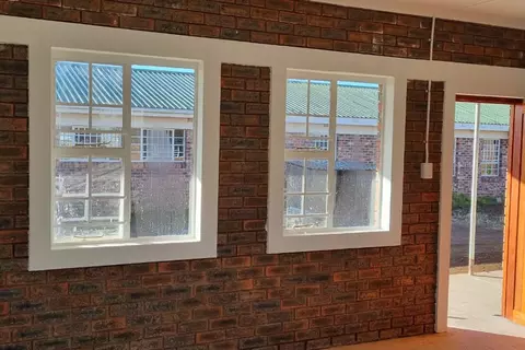 Ekuphumleni School, Klassenzimmer