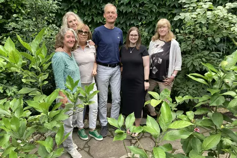 Members of the team of volunteers who organize and manage the Umckaloabo Foundation's scholarship program und verwalten