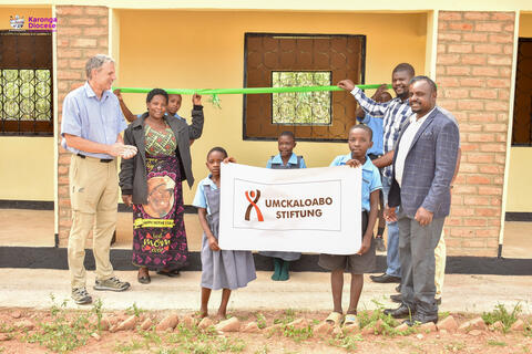 Offizielle Übergabe der Primarschule in Kameme, Distrikt Chitipa, in Malawi