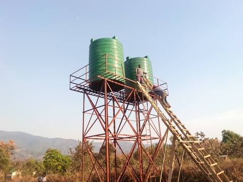 Wassertanks der Sankt Mauritius Schule in Malawi